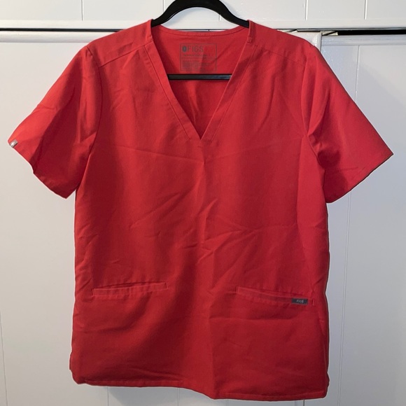 FIGS CLAY SCRUB TOP - Picture 1 of 2